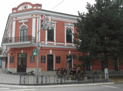 В Новочеркасске новогодние хлопушки стали причиной массовой паники
