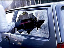 Новочеркасцу вернули угнанный автомобиль