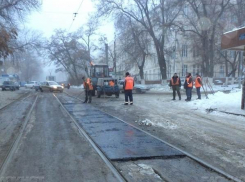 В Новочеркасске подрядчику выставили претензии за некачественный ремонт дорог в районе НПИ