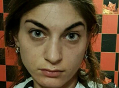 В Новочеркасске преступница путем насилия забирала деньги у стариков