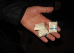 В Новочеркасске задержали наркодилера с героином