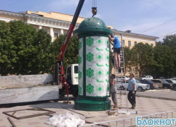 Несмотря на отмененный антимонопольной службой аукцион, рекламные тумбы продолжают устанавливаться