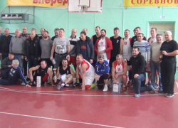 В Новочеркасске прошел баскетбольный турнир памяти Валерия Сулейманова