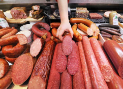 В Новочеркасске обнаружили белорусскую колбасу, нашпигованную антибиотиками