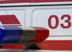 "Ниссан" грубо нарушил ПДД в Новочеркасске и протаранил маршрутку