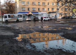 Жители Новочеркасска пожаловались на забитые ливневки в микрорайоне Донском