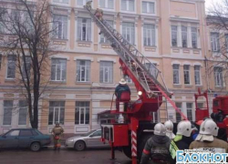 МЧС Новочеркасска тренировалось тушить пожар в школе №1 (видео)