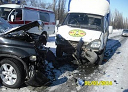 ДТП под Новочеркасском: женщина выехала на встречку и попала в больницу вместе с сыном