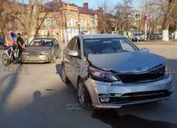 Две иномарки не поделили перекресток в Новочеркасске