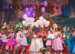 Новочеркасский танцевальный коллектив «Созвездие – L» отметил десятилетие
