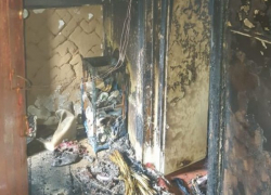 В Новочеркасске горел жилой дом