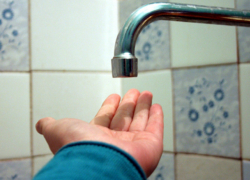 Жилые дома в микрорайоне Донском Новочеркасска остались без воды