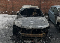 Денежное вознаграждение обещают за помощь в поиске автоподжигателей в Новочеркасске