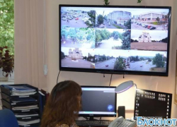 Вооруженные грабители, напавшие на ювелирный магазин в Новочеркасске, скрылись на черной ВАЗ-2112