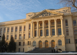 Четверо молодых специалистов из НПИ получили президентскую премию