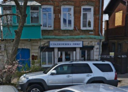 Полицейские оцепили магазин сладостей из-за женской сумочки в Новочеркасске