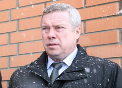 Губернатор обратился к жителям Ростовской области с просьбой помогать пожилым людям и присматривать за детьми