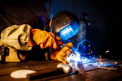 Электрогазосварщик-газорезчик, з/п от 50 т.р.