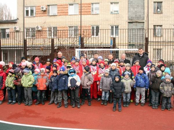 В Новочеркасске открыли еще одну всесезонную спортплощадку