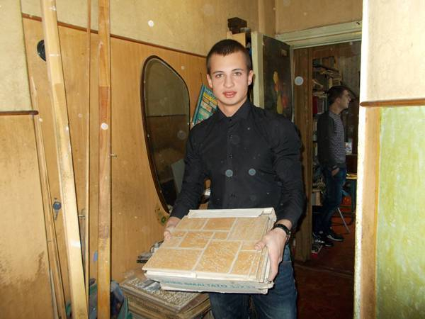 Новочеркасские волонтеры ремонтируют квартиры ветеранов