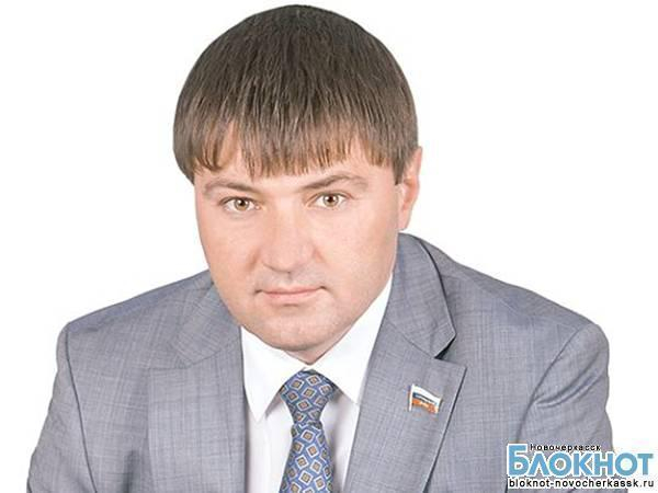 Заместитель мэра Новочеркасска Вадим Марыгин заработал в 2012 году 836 тысяч рублей