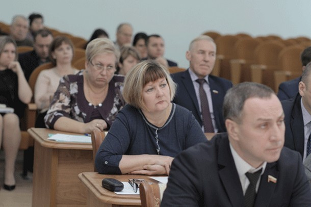 Новочеркасские депутаты внесли поправки в городской бюджет