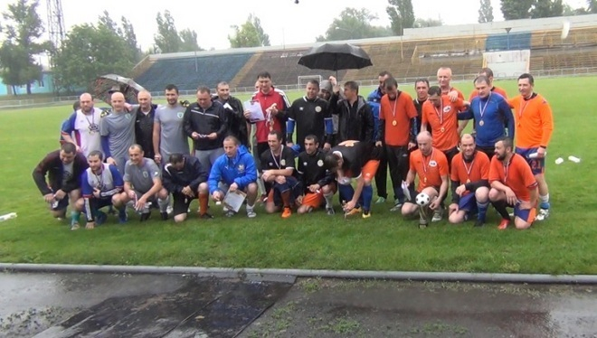 Новочеркасские футболисты провели турнир под дождем