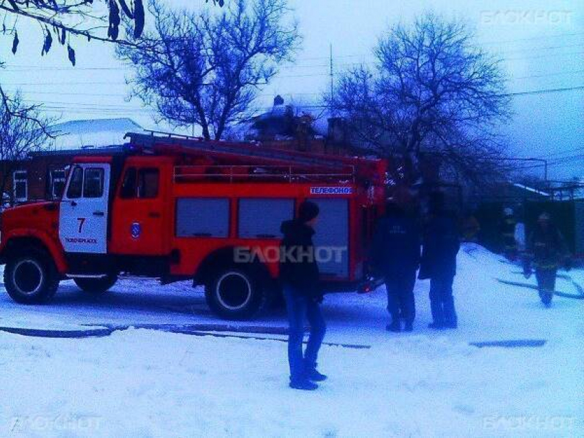 В Новочеркасске при пожаре в частном доме пострадал мужчина