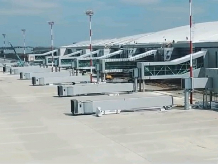 Готовность строящегося аэропорта Платов под Новочеркасском обсудили с участием замгубернатора