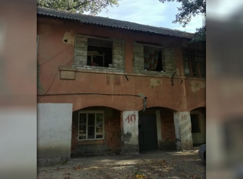 В Новочеркасске попытаются ускорить ремонт аварийных общежитий