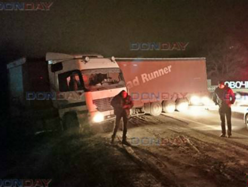 Пьяный водитель фуры стал виновником ДТП на въезде в Новочеркасск