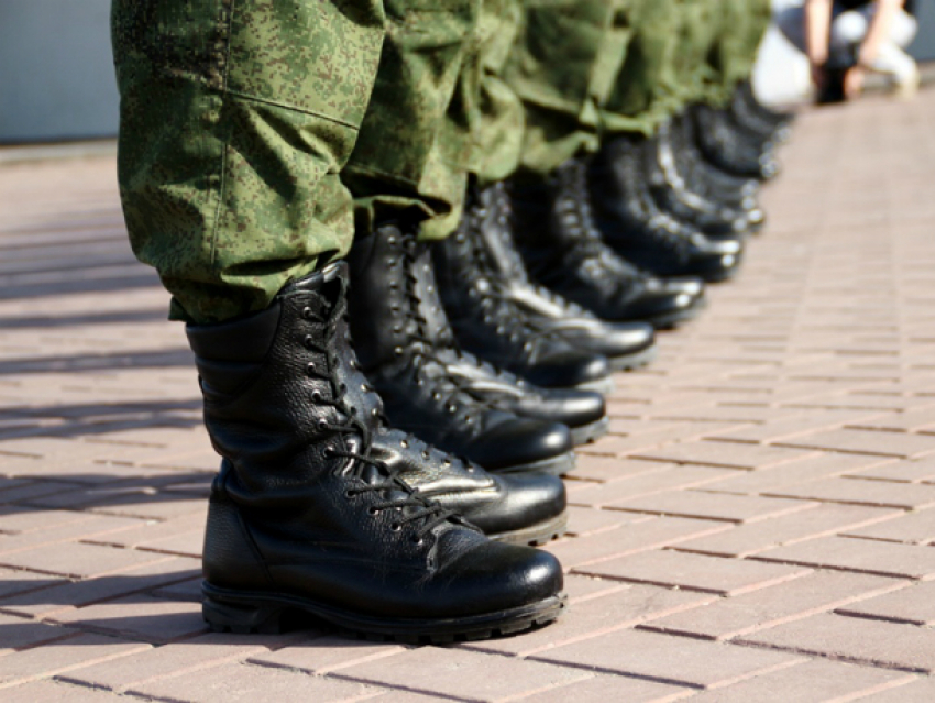 Военнослужащего с отрицательной характеристикой посадили на гауптвахту за «самоволку» в Новочеркасске