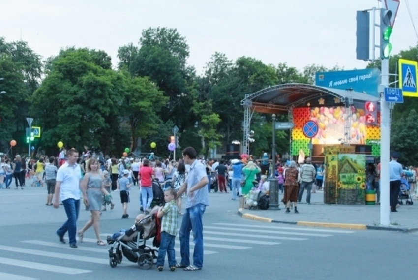 Выходные с Блокнот Новочеркасск: концерты, выставки и праздничный салют