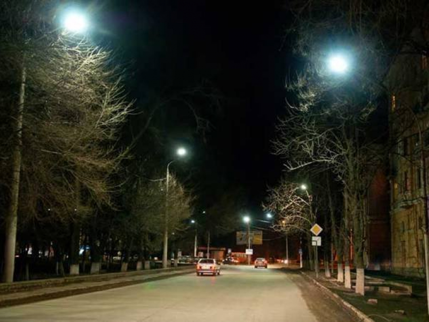 Освещение в Новочеркасске ночью не работает