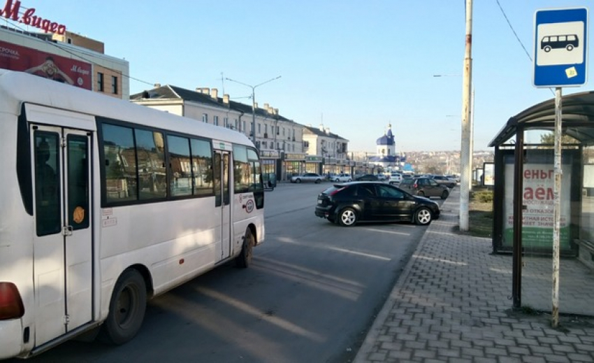 В новочеркасском парке пассажирского транспорта обнаружили автобусы в аварийном состоянии
