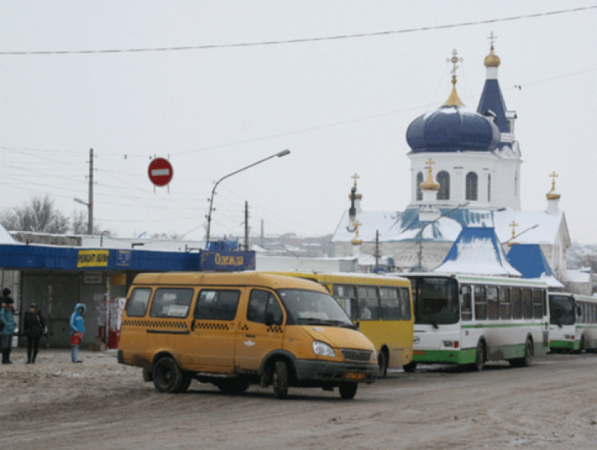 Решена судьба ларьков на Азовском рынке в Новочеркасске