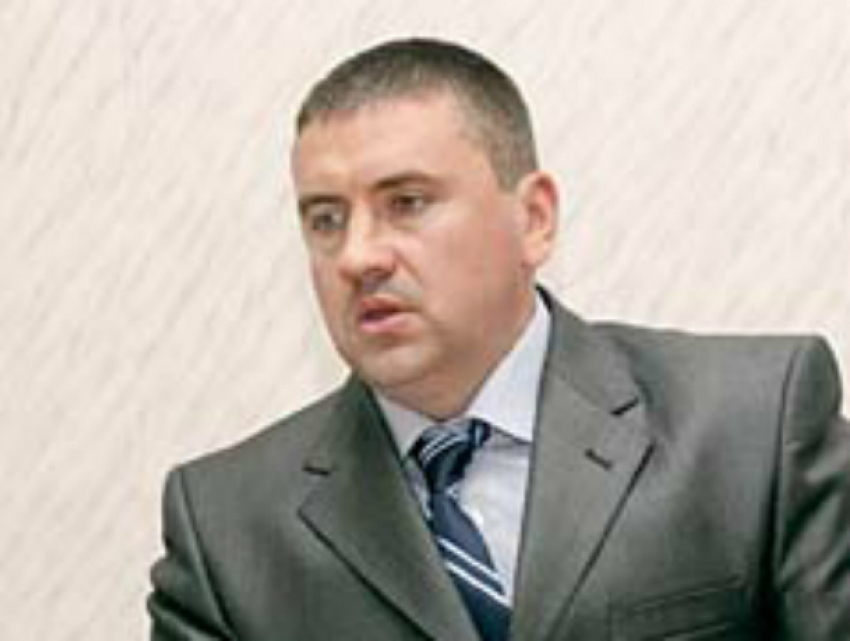 Федеральный судья из Новочеркасска отдохнул на море и вылетел с работы