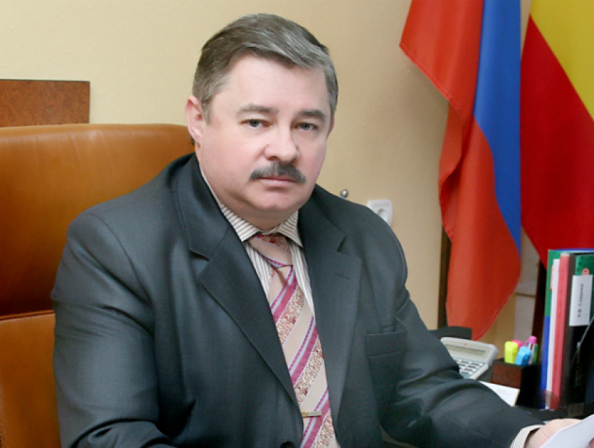 Леонтий Сляднев покидает ряды новочеркасской администрации