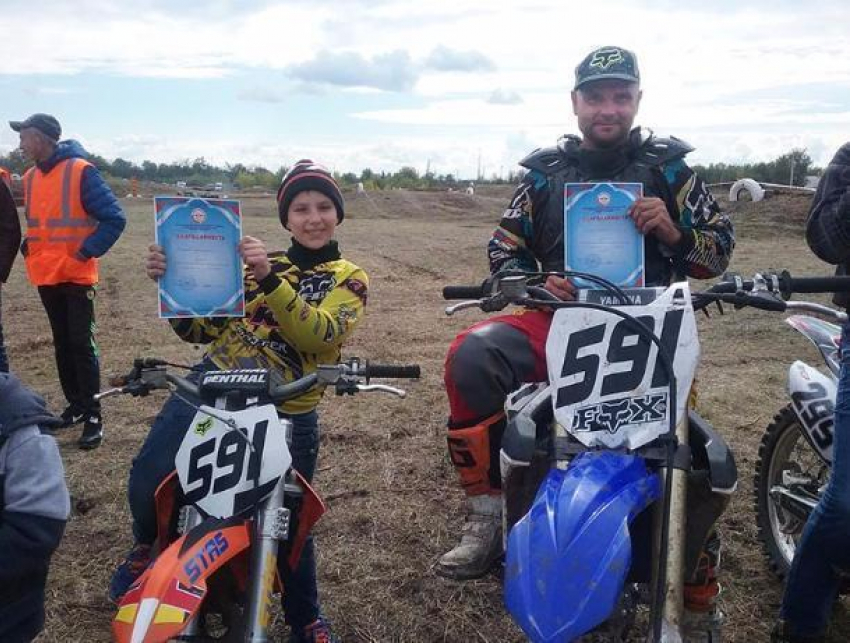 Мотогонщики из Новочеркасска завоевали три «золота» на чемпионате области