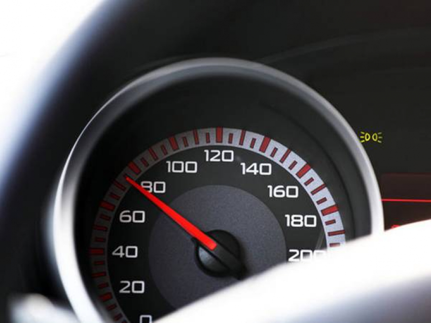 МВД предлагает штрафовать водителей за превышение скорости на 10 км/ч