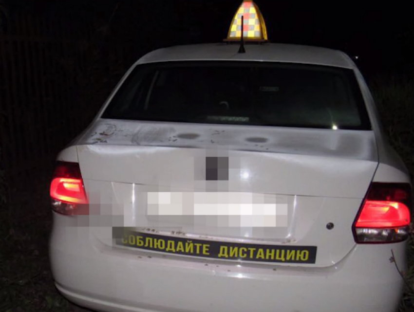 Юные преступники порезали таксиста в Новочеркасске с целью забрать машину