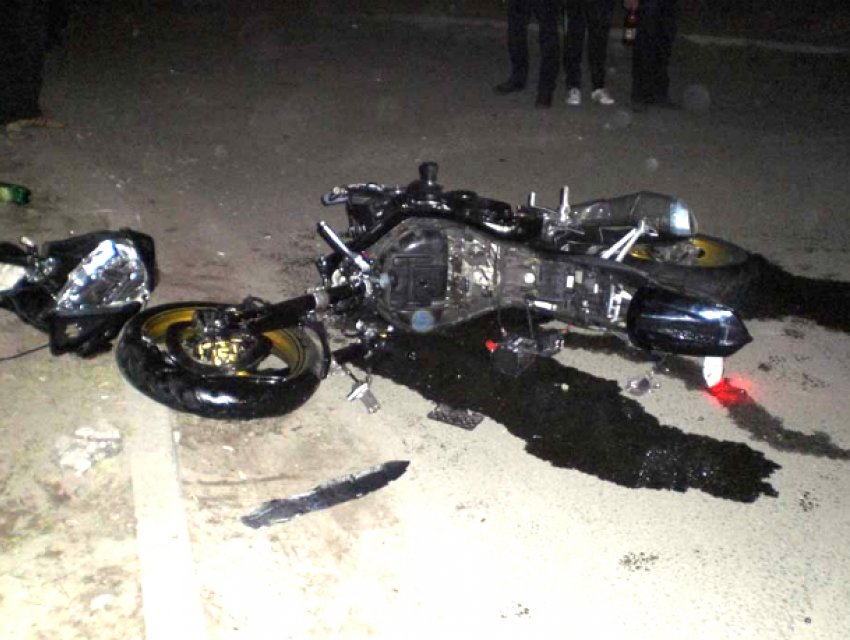 В Новочеркасске водитель мотоцикла в аварии получил тяжелые травмы 