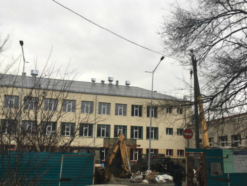 Администрация Новочеркасска решила отремонтировать городские школы