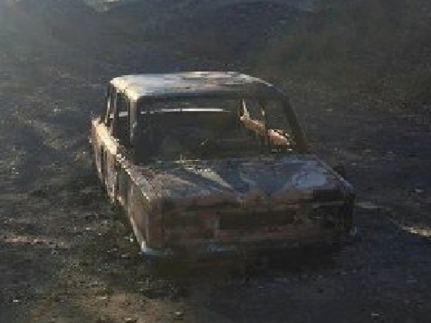 Угонщики сожгли красную «копейку» пенсионера под Новочеркасском