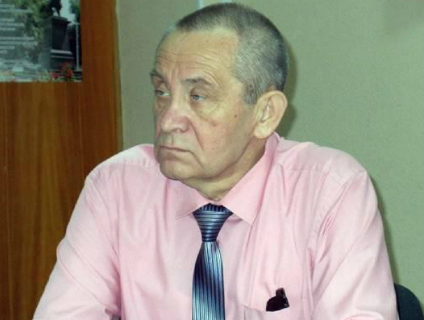 Скончался руководитель новочеркасского управления пенсионного фонда Владимир Серебряков