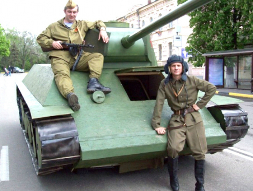 В канун Дня Победы в Новочеркасске пройдет выставка макетов военной техники времен ВОВ