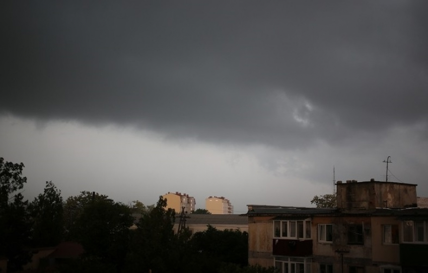 В Новочеркасске ожидаются ливень, град и ураганный ветер