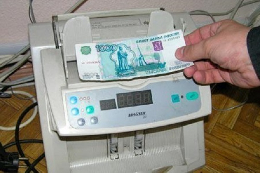 Беженец с Украины вместе с другом печатал фальшивые деньги в Новочеркасске