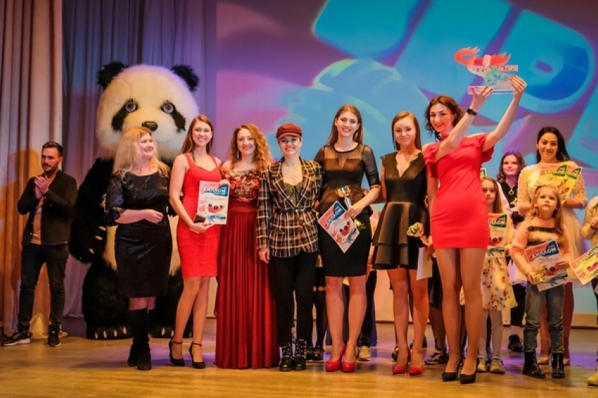 Танцоры и вокалисты из Новочеркасска покорили «Вершины успеха»