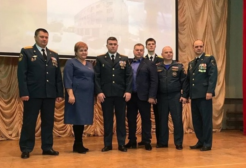 В Новочеркасске наградили лучших спасателей